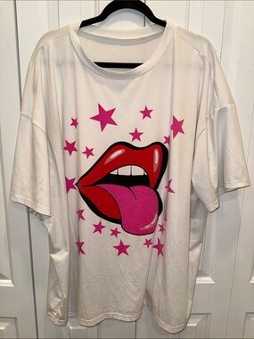 SHEIN‎ White Tee with Pink Star Accents